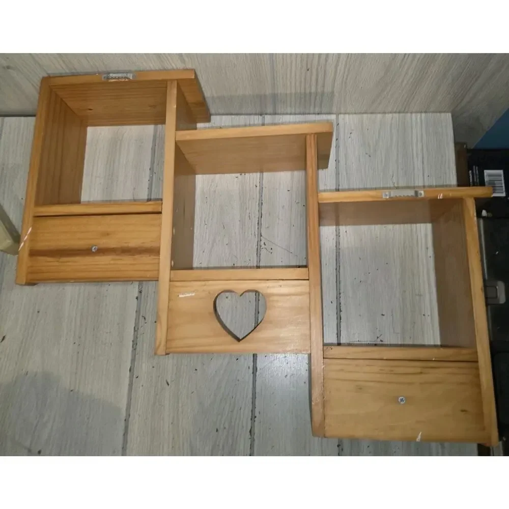 Vintage Heart Cutout 3 Tier Display Shelf Wood W/Pegs Rustic Country Farmhouse